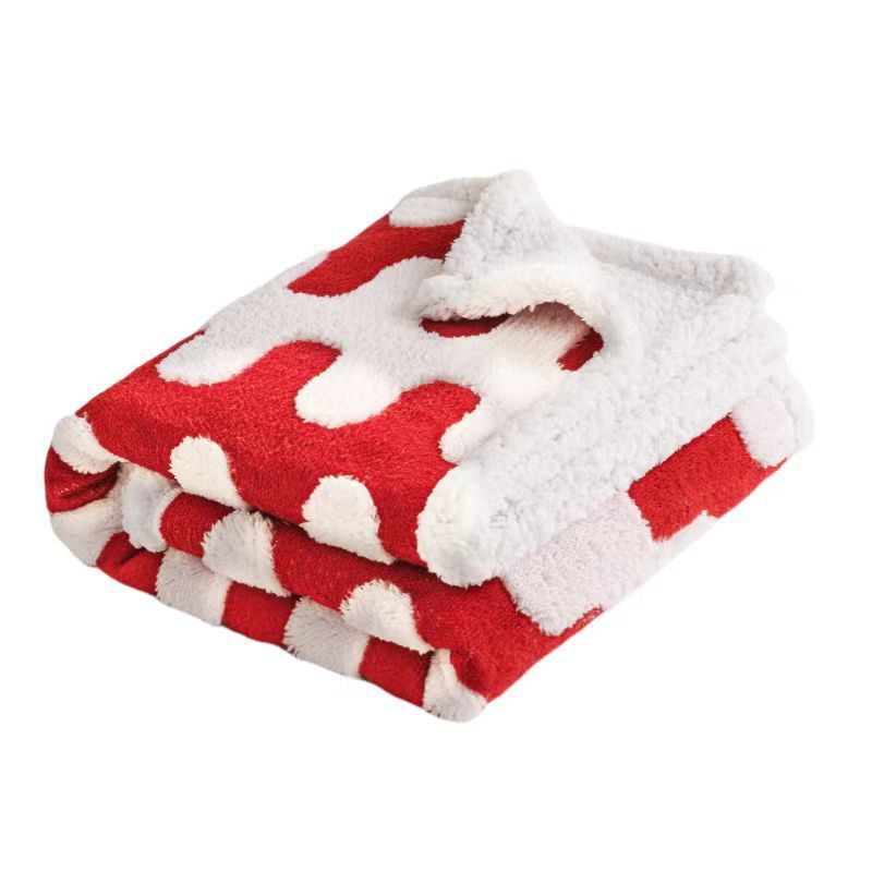 Waterproof Flannel Sherpa Fleece Thickened Dog Blanket 2