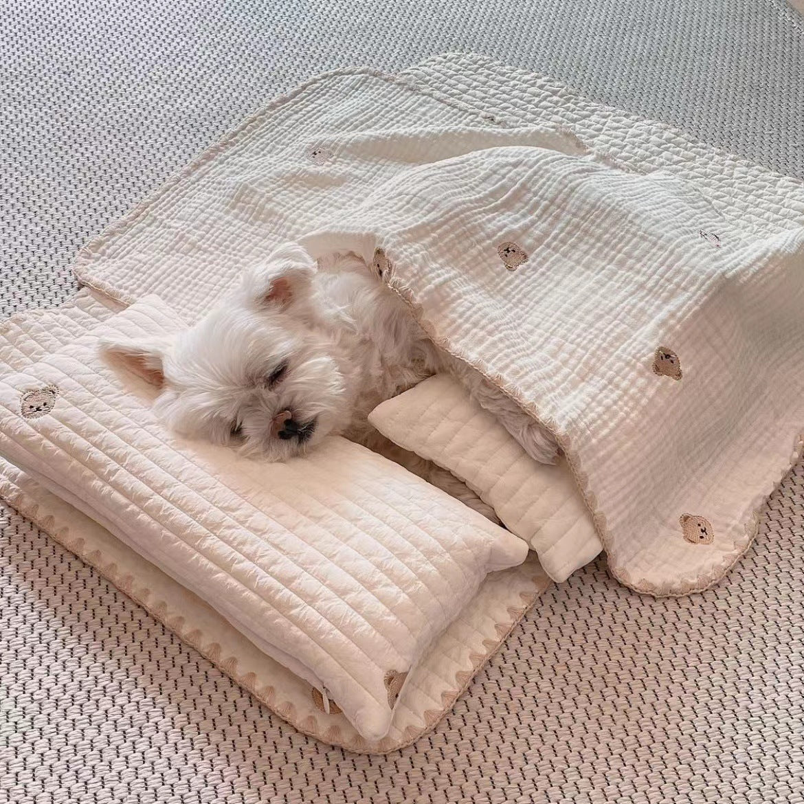 Cozy Embroidered Cotton Pet Pillow Quilt Bed Set