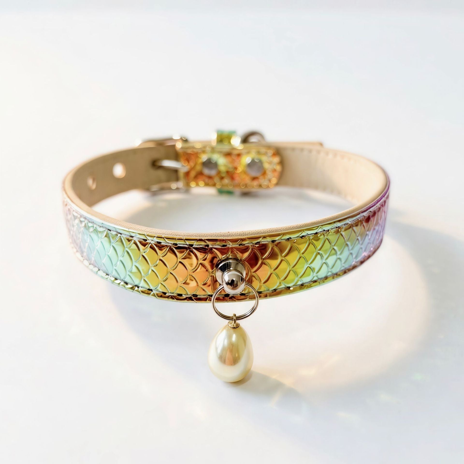 Fish Scale Collar
